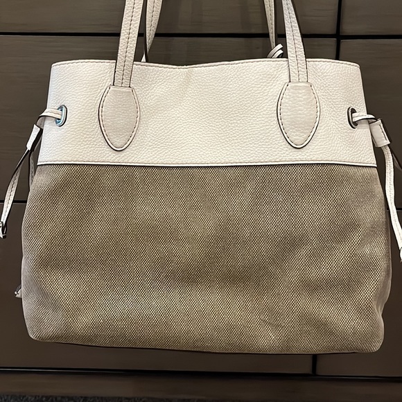 Michael Kors Handbag gently used. Size 14” across 11” top to bottom. 5” deep. - Picture 3 of 5